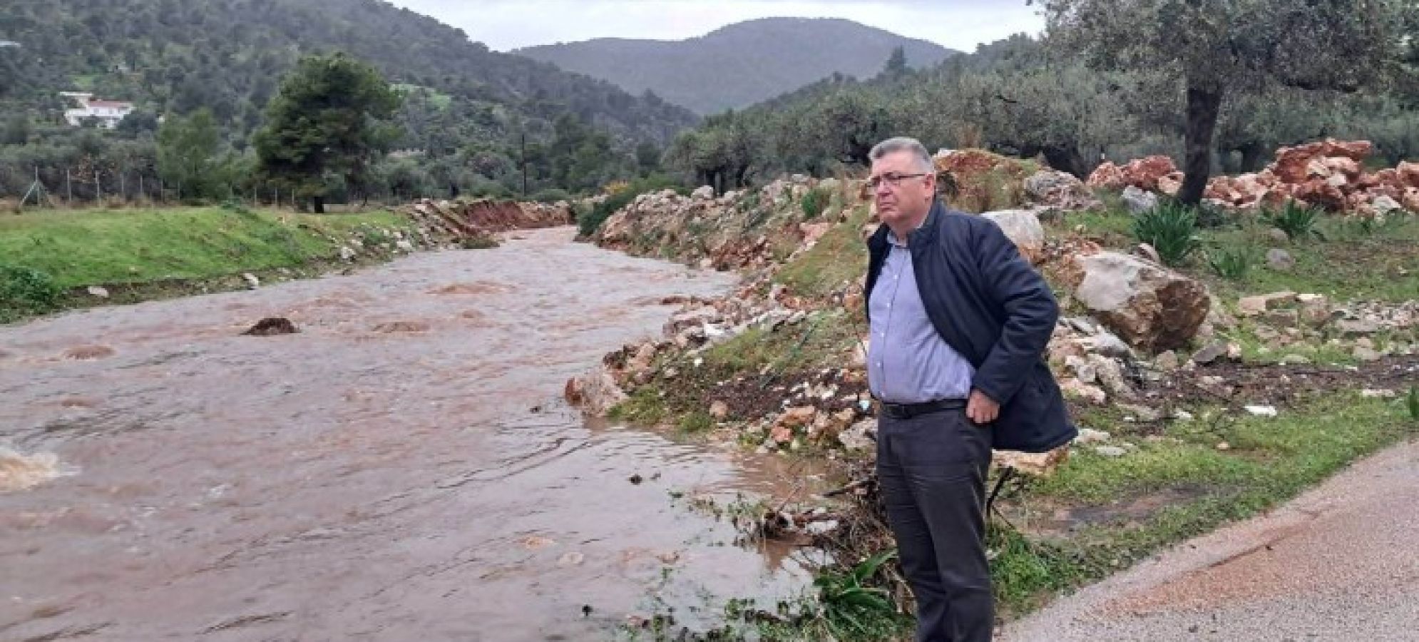 Άμεση Παρέμβαση του Δήμου Κορινθίων στον Κόρφο – Αποκαταστάθηκαν Ζημιές στην Οδοποιία και στους Χείμαρρους